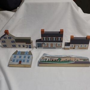 Collector Shelf Sitter Set Of 5 Lancaster, PA Vintage, Historical, Signed